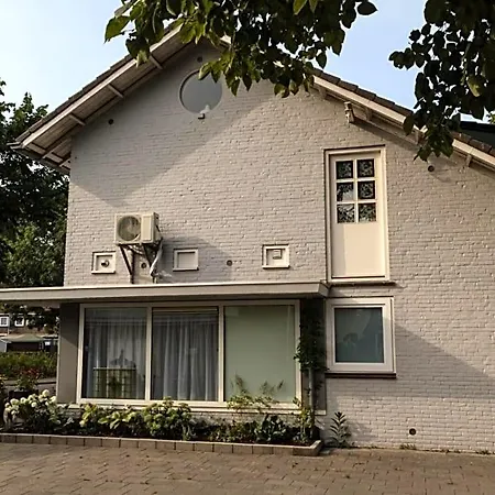 De Springer Bed & Breakfast 4*